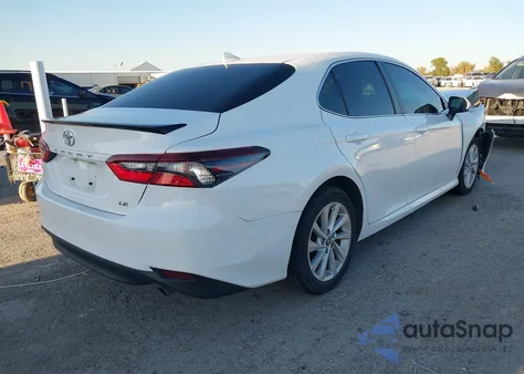 2024 Toyota Camry Le из США, поврежденный, VIN 4T1C11AK6RU197581